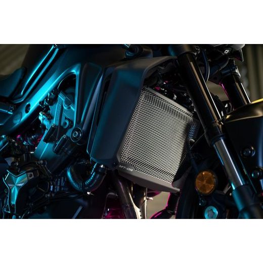 BME-FRADC-00-01 Kryt chladiča pre model MT-09