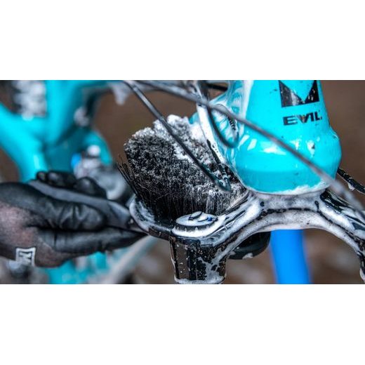 Jemná umývacia kefa MUC-OFF 370