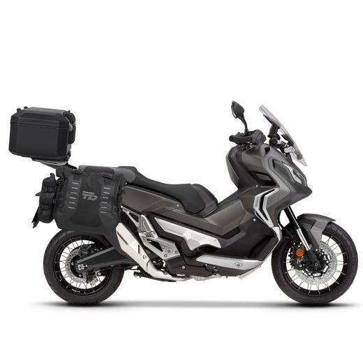 Kompletná sada bočných adventure vakov SHAD TERRA TR40 a hliníkového 55 L vrchného kufru,vrátane montážnej sady SHAD HONDA X-ADV 750