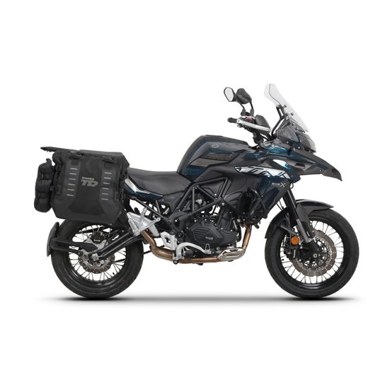 Kompletná sada sedlových brašní SHAD TERRA TR40 adventure vrátane montážnej sady SHAD Benelli TRK 502 X
