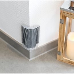 Trixie Masážní kartáč k upevnění na roh 8x13cm šedý