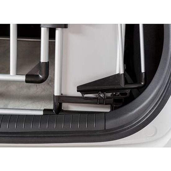 Trixie Univerzální zadní mřížka/mění kufr v přepravku 94-14x69x53cm světlešedá/stříbrná