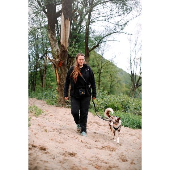 Woolly Wolf Roam Adjustable Leash