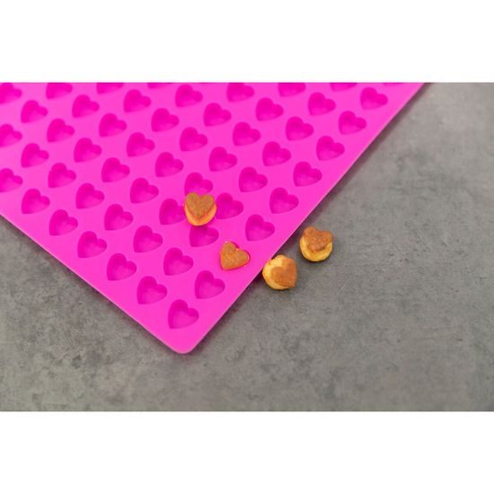 Trixie Podložka na pečení SRDÍČKA 38 x 28 cm silikon růžová