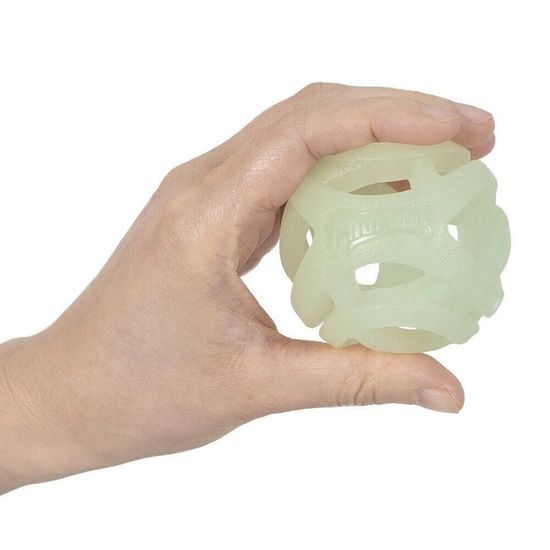 Chuckit! Air Glow Ball děrované svíticí míčky Medium 6,4 cm 2 ks