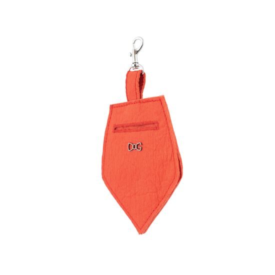 FUNKY DOG Červený pamlskovník Piňamka