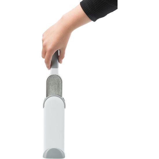 Trixie Kartáč na odstranění srsti z textilu s čistící základnou 33cm bílá/šedá