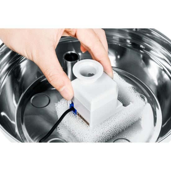 BENTECH Nerezová fontána Bentech Pet Fountain 2L