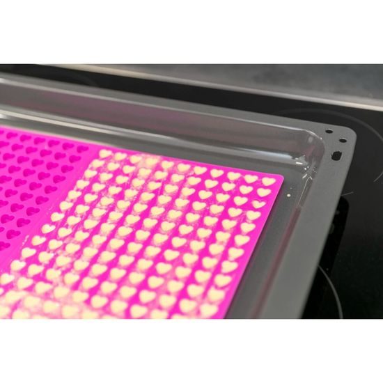 Trixie Podložka na pečení SRDÍČKA 38 x 28 cm silikon růžová