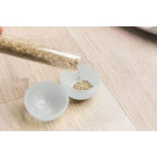 Trixie Hračka pro kočku kruh s kuličkou a škrabacím kartonem 37cm