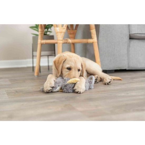 Trixie JUNIOR visicí plyšové zvířátko šustící 33cm