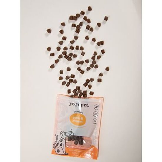 Yogupet Snack pro psy s vepřovým masem a jogurtem 100 g