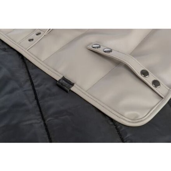 Trixie CityStyle cestovní deka umělá kůže 80x80cm světle šedá