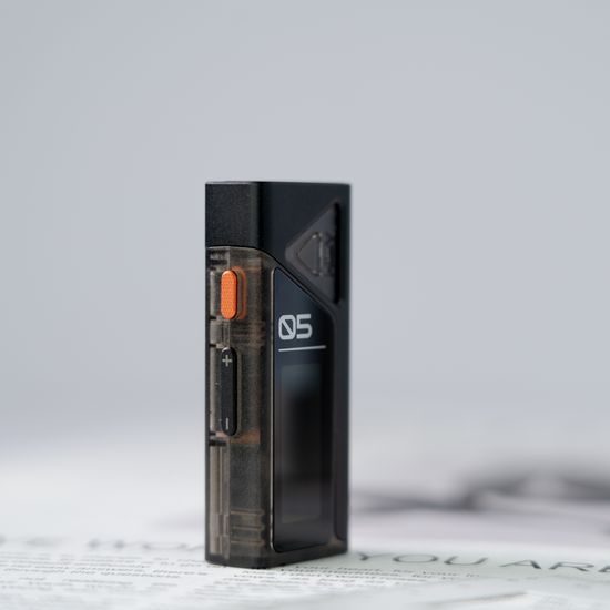 HiBy FC5 kijelzővel - fekete