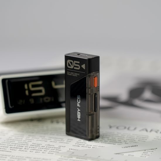 HiBy FC5 kijelzővel - fekete