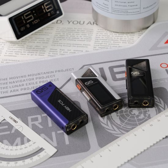 HiBy FC5 kijelzővel - fekete