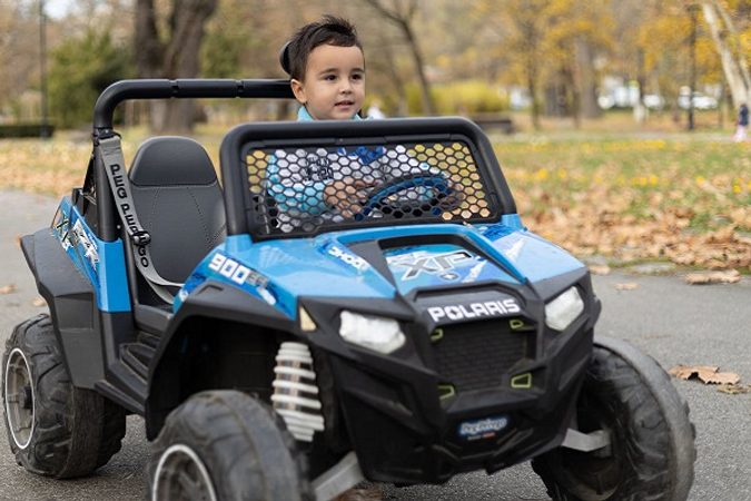 Elektrické autíčko pro děti: 6 důvodů proč jej pořídit