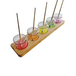 Dřevěný držák se sklenicemi na barvy