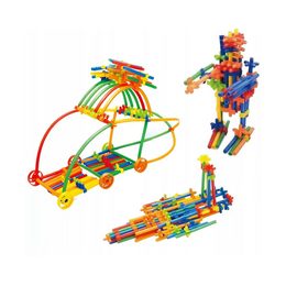 Stavební konstrukce z brček/tyčinek