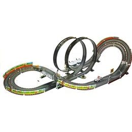 Závodní autodráha Dinopark se sopečným kouřem