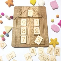Doska s číslami - domček