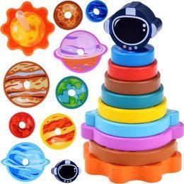 Pyramidové puzzle, dřevěná věž, planety, vesmír 10 dílků