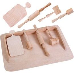 Dřevěné prkénko s kuchařským náčiním