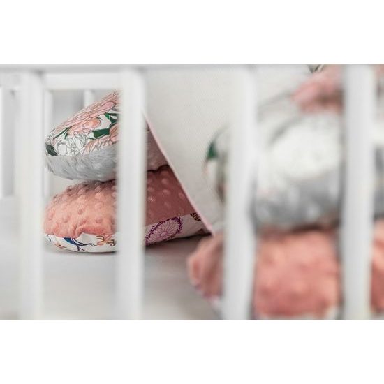 Sensillo Kojící polštář barevná srdíčka