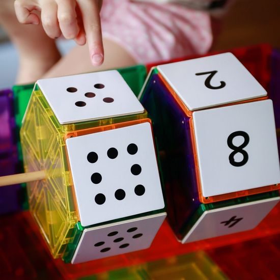 Learn & grow toys Magnetické Doplňkové dlaždice - ČÍSLA A POČÍTÁNÍ 40kusů)