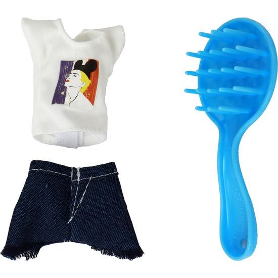 Panenka Lucy s koupelnovou sadou