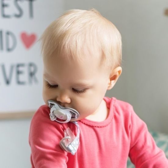 BabyOno Pásek na dudlík s klipsou - mix barev