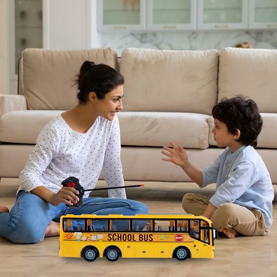 Autobus na dálkové ovládání School Bus 1:30