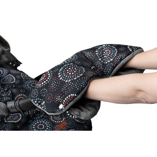 Rukávník na kočárek rozety černý