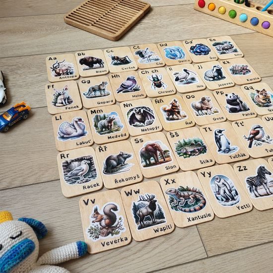 Barevné abecední karty - zvířata