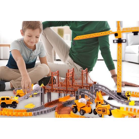 Autodráha s autíčkem na baterii a jeřábem 273 dílků City Truck