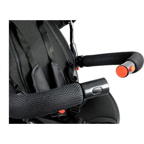 Majlo Toys multifunkční tříkolka s nafukovacími koly PRO500 černá