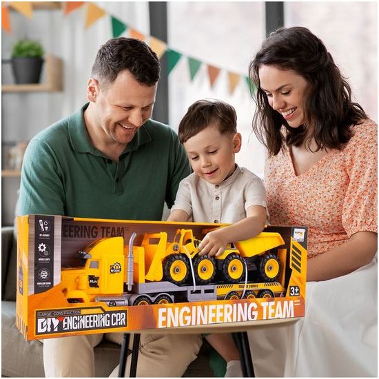 Šroubovací nákladní auto se stavebními stroji Engineering Team