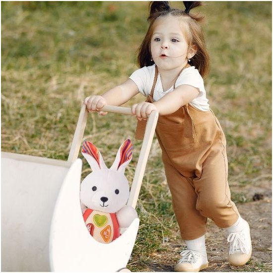 Interaktivní plyšový králíček na baterie Little Animal