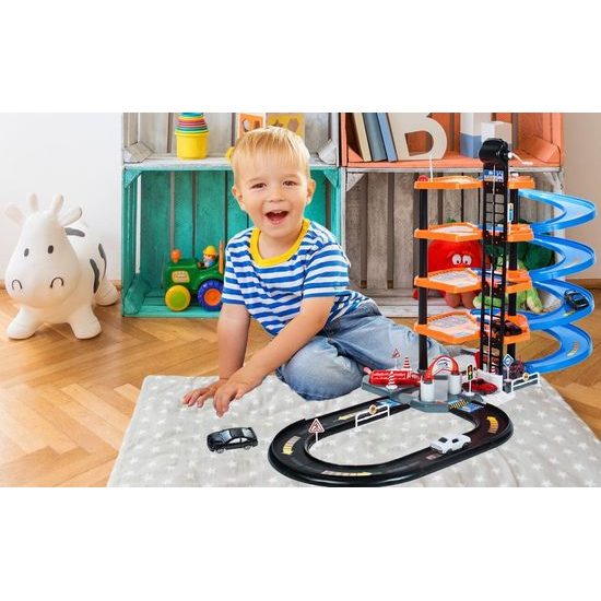 Parkovací garáž s výtahem, helikoptérou a 4 autíčky Driveway