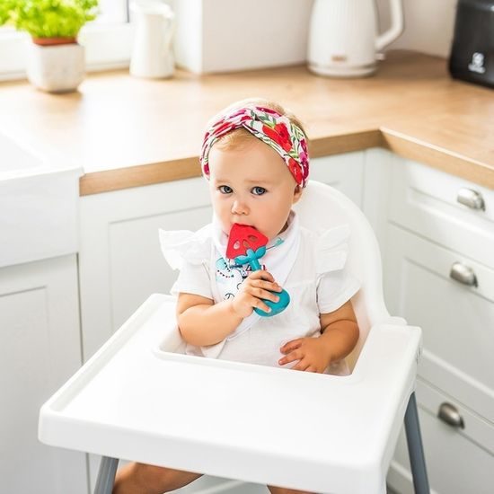 Kousátko s chrastítkem BabyOno Meloun