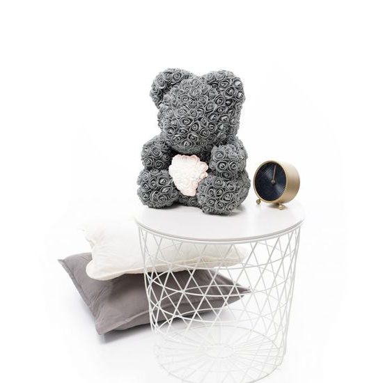 Medvídek z růží šedý s bílým srdcem Rose Bear 40 cm