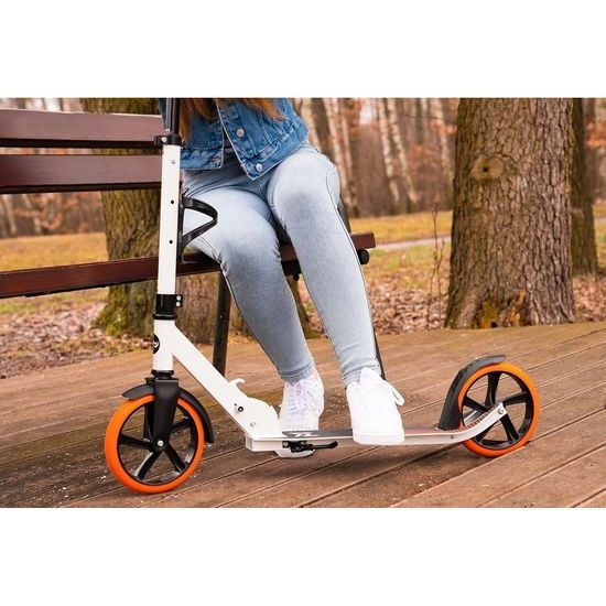 Dětská skládací koloběžka s hliníkovým rámem Scooter bílo-oranžová