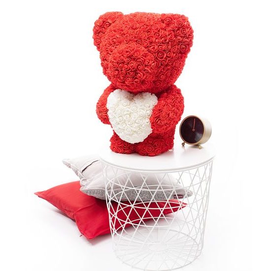 Medvídek z růží červený s bílým srdcem Rose Bear 60 cm