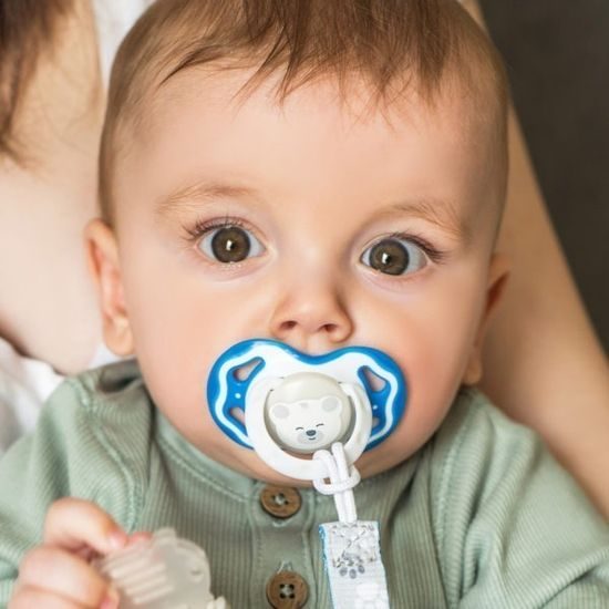 BabyOno Pásek na dudlík s klipsou - mix barev