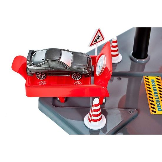 Parkovací garáž s výtahem, helikoptérou a 4 autíčky Driveway