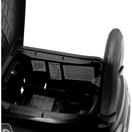 Dětské odrážedlo se zvukem Baby Mix RACER černé