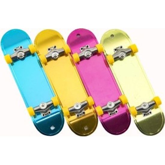 Skateboard prstový šroubovací s doplňky - mix 4 barvy