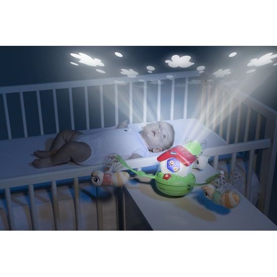 Kolotoč nad postýlku včelky