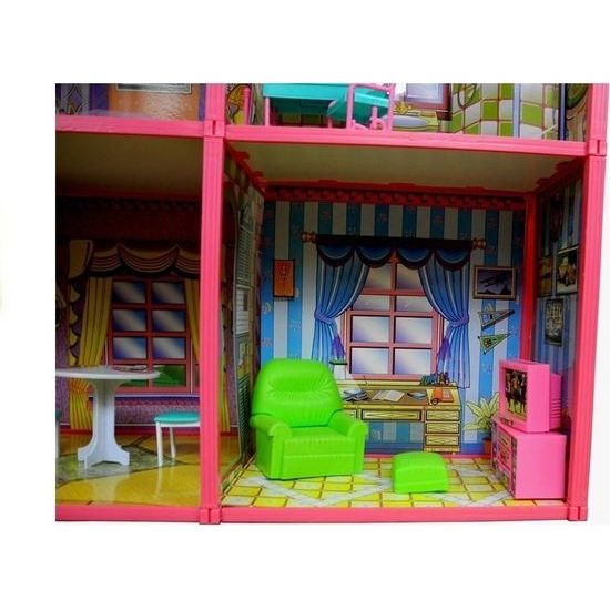 Velký domeček pro panenky s nábytkem