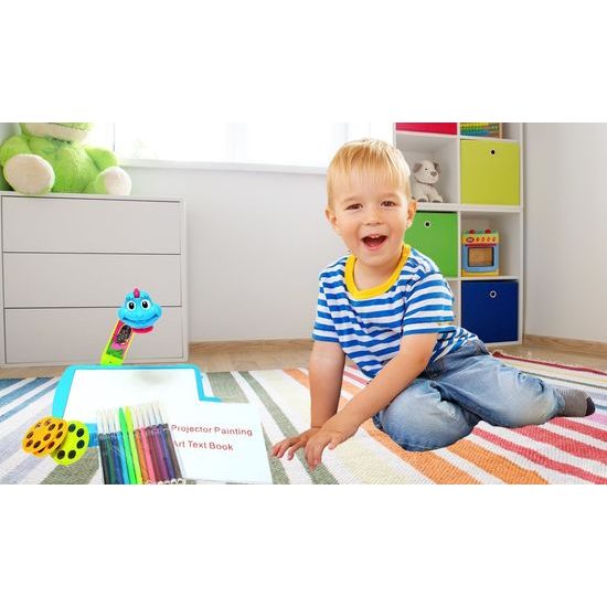 Projektor s kreslící tabulkou a 21 šablonami Dráček